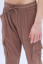 Low Rise Relaxed Cargo Jogger thumbnail 11