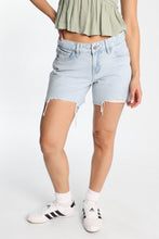 Low Rise Bow Embroidered Baggy Denim Shorts thumbnail 2