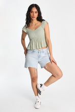 Low Rise Bow Embroidered Baggy Denim Shorts thumbnail 4