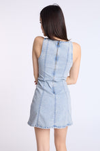 Mini-robe en denim thumbnail 2
