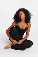 Pantalon pyjama à jambes larges en tricot pointelle thumbnail 13