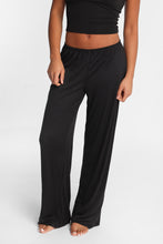 Pantalon pyjama à jambes larges en tricot pointelle thumbnail 9