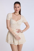 Robe jupe-short à taille smockée thumbnail 1