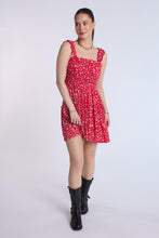 Mini-robe smockée étagée thumbnail 4