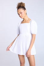 Mini-robe à manches bouffantes thumbnail 12
