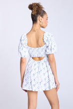Mini-robe à manches bouffantes thumbnail 18