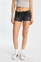 Mini short en denim taille basse thumbnail 2