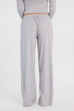 Pantalon pyjama à jambe large en tricot pointelle thumbnail 3