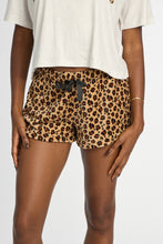 Ensemble T-shirt et short pelucheux pyjama imprimé thumbnail 17