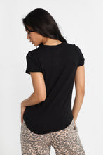 Short Sleeve Crew Neck Relaxed Tee thumbnail 8