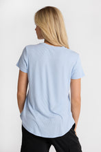 T-shirt décontracté à col ras du cou manches courtes thumbnail 11