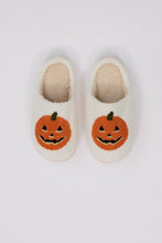 Slippers thumbnail 1