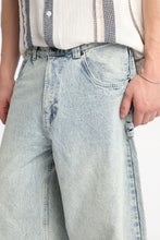 Big Baggy Jeans thumbnail 2