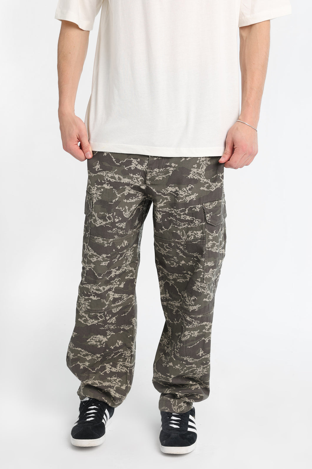 Camouflage Baggy Skater Cargo Twill Pants – Bluenotes