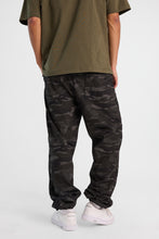 Pantalon décontracté resserré en sergé à poches avant obliques thumbnail 12