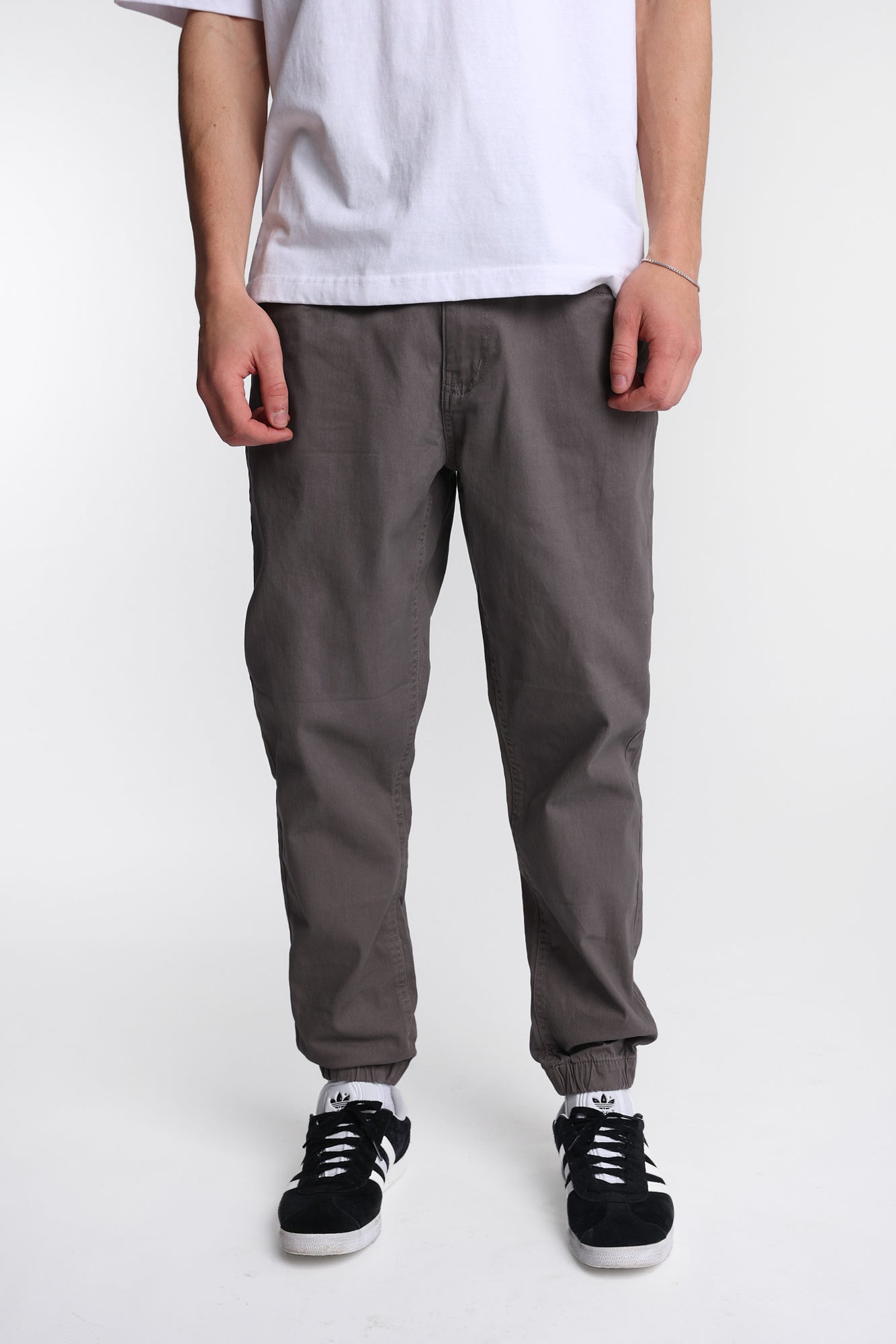 Relaxed Twill Jogger