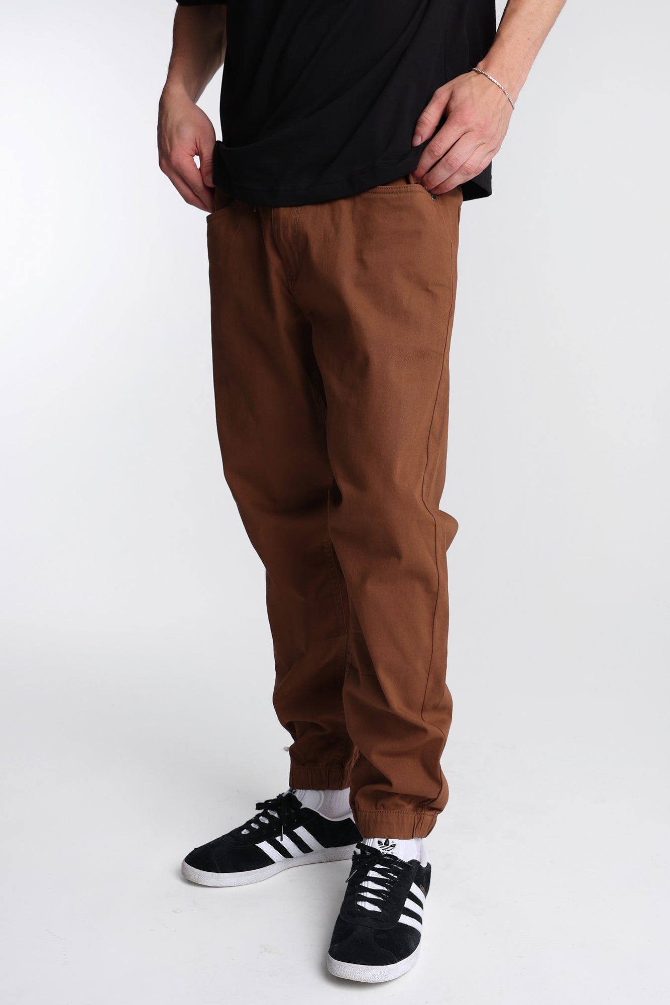 Relaxed Twill Jogger
