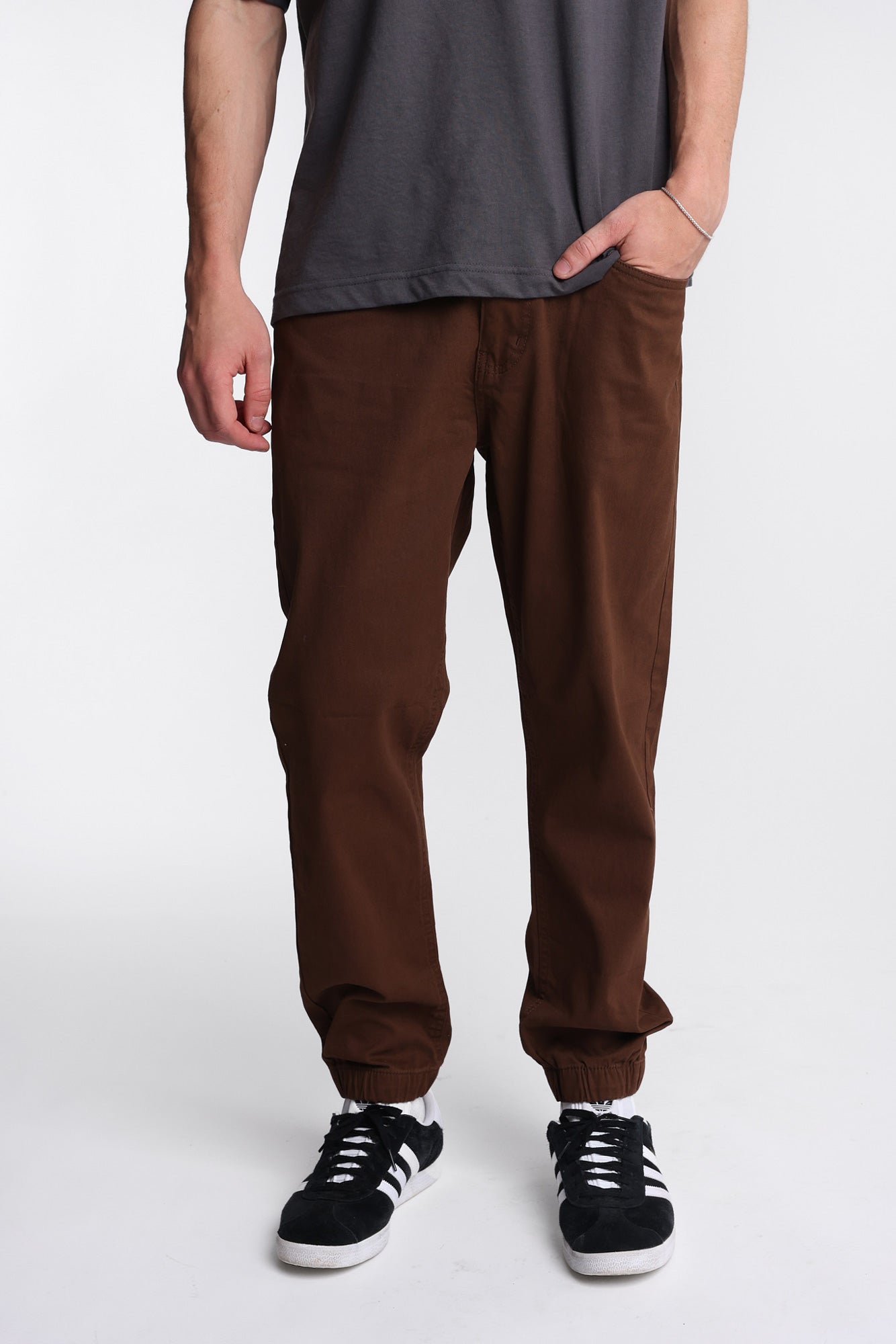Relaxed Twill Jogger