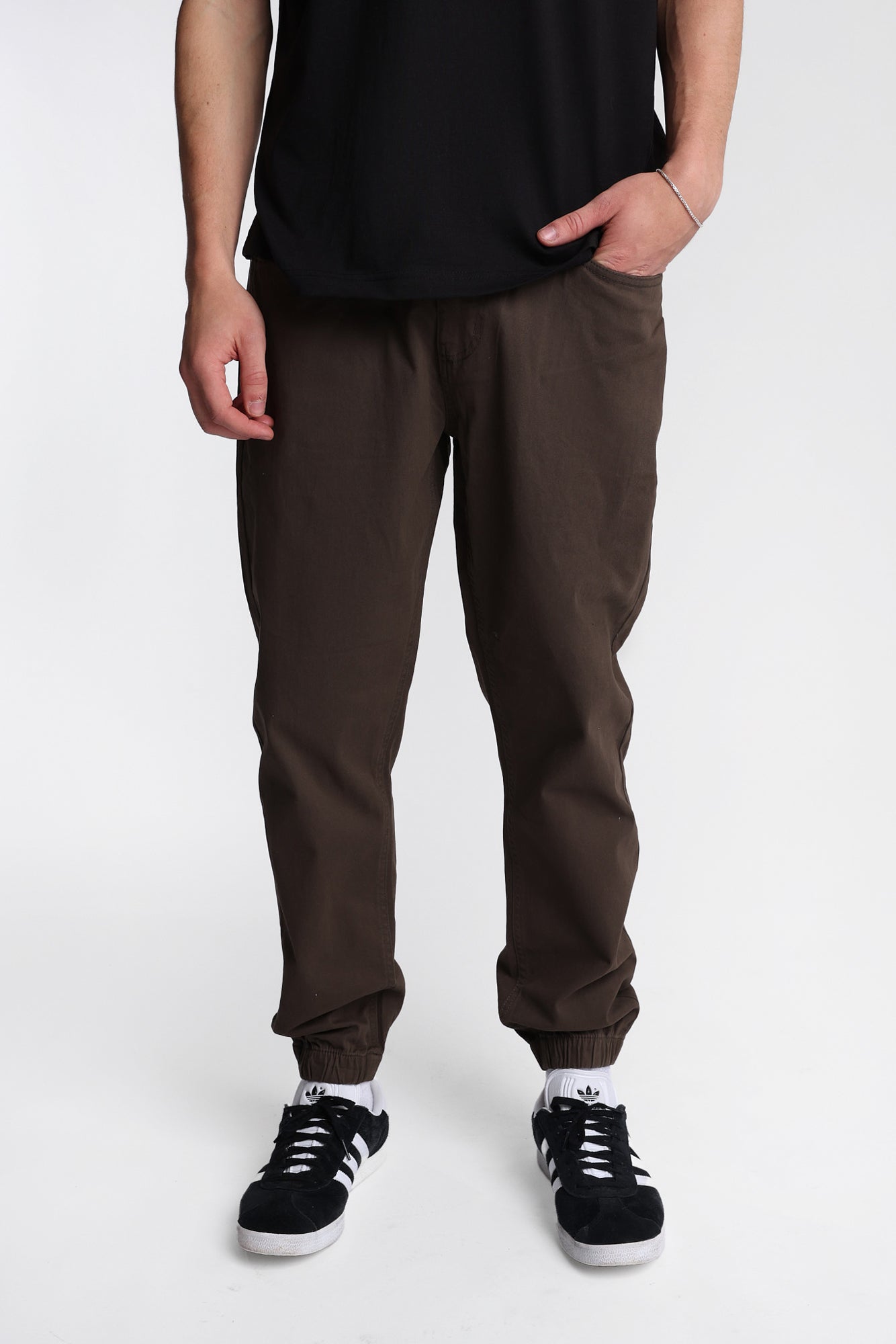 Relaxed Twill Jogger