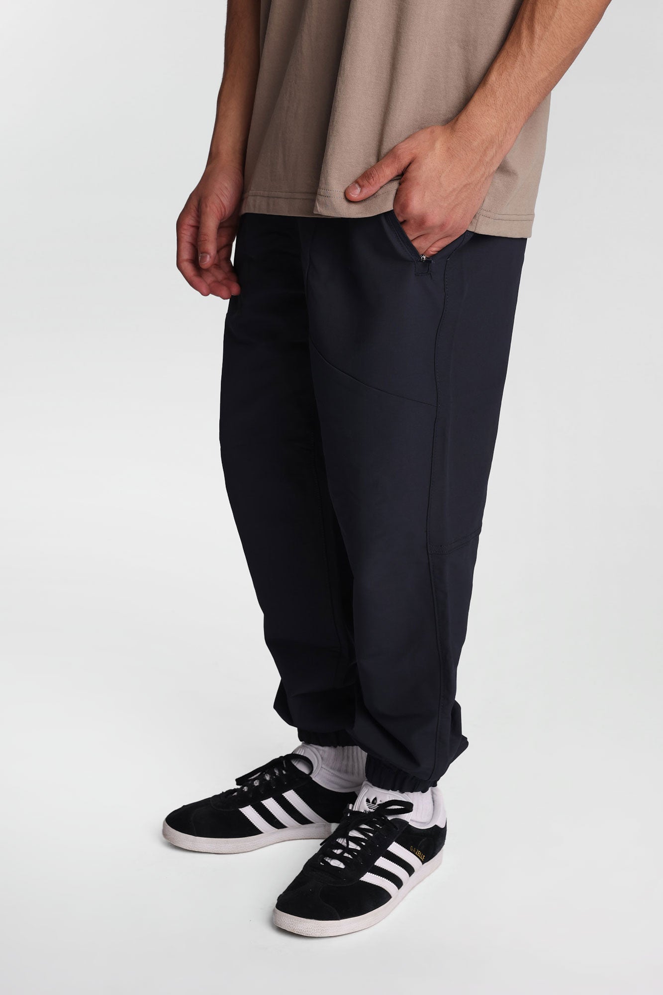 Zip-Pocket Traveler Jogger