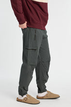 Jogger cargo en popeline à poches zippés North Western thumbnail 14