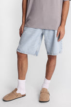 Shorts en denim lâche à patch brodé tigre et flammes thumbnail 2
