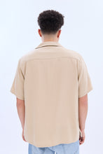 Chemise boutonnée à manches courtes en lin mélangé thumbnail 3