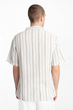 Chemise en cotton gauze à rayures fines thumbnail 3