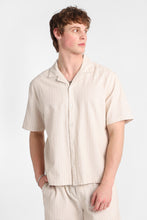 Chemise à rayures fines à manches courtes texturé en coton thumbnail 2