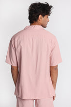 Chemise boutonnée à manches courtes en lin mélangé thumbnail 32