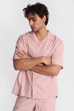 Chemise boutonnée à manches courtes en lin mélangé thumbnail 30
