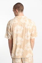 Chemise boutonnée à manches courtes en lin mélangé à motif floral thumbnail 4