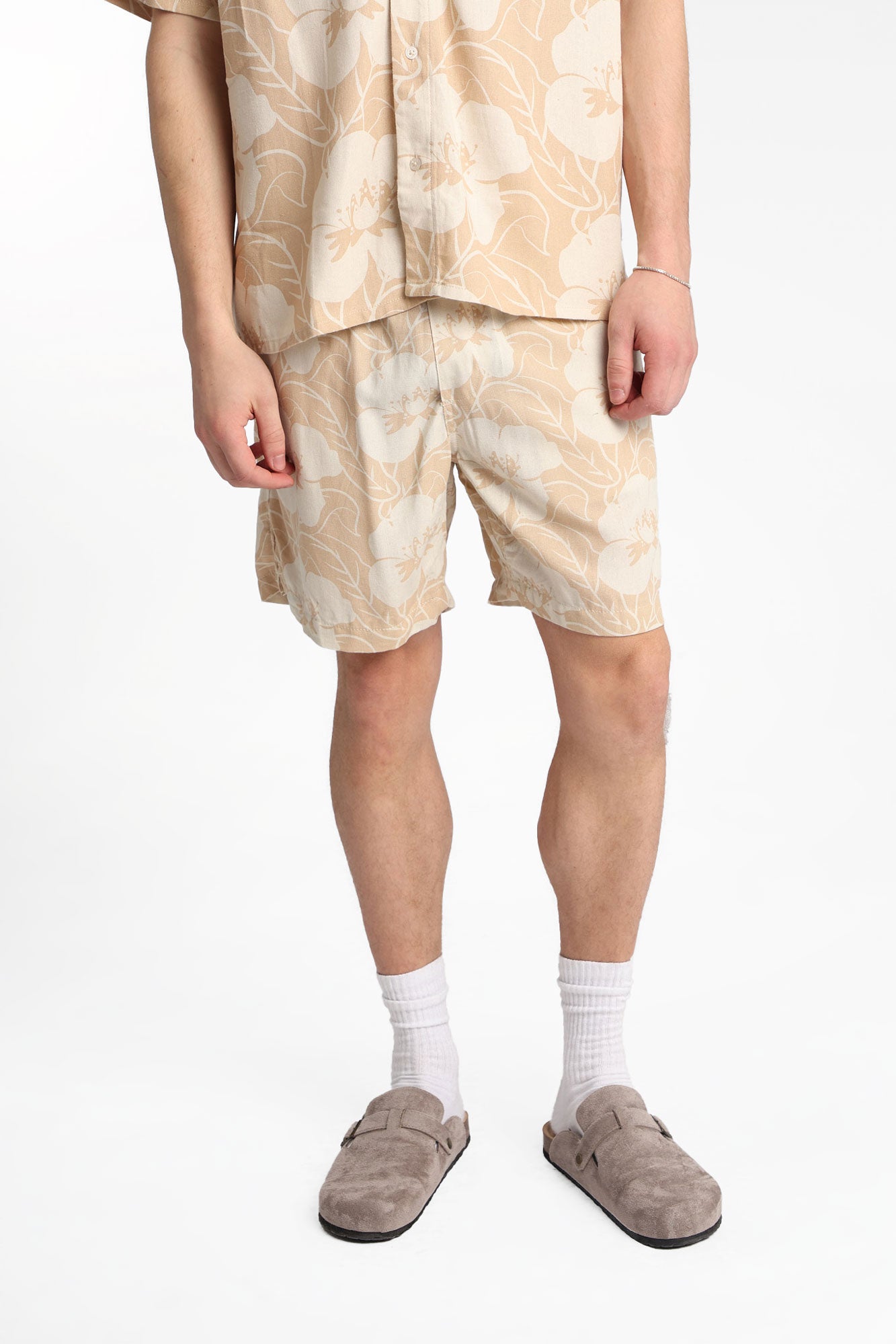 Linen-Blend Floral Shorts