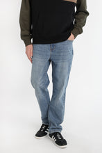 Liam Straight Jeans thumbnail 1