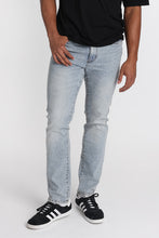 Zane Slim Jeans thumbnail 1