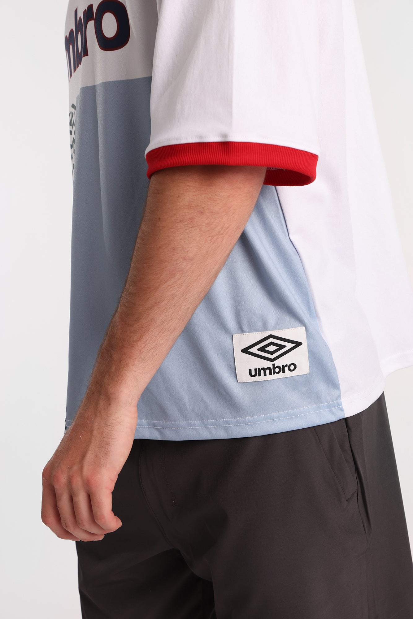 Umbro Large Logo Striped Tee – Bluenotes