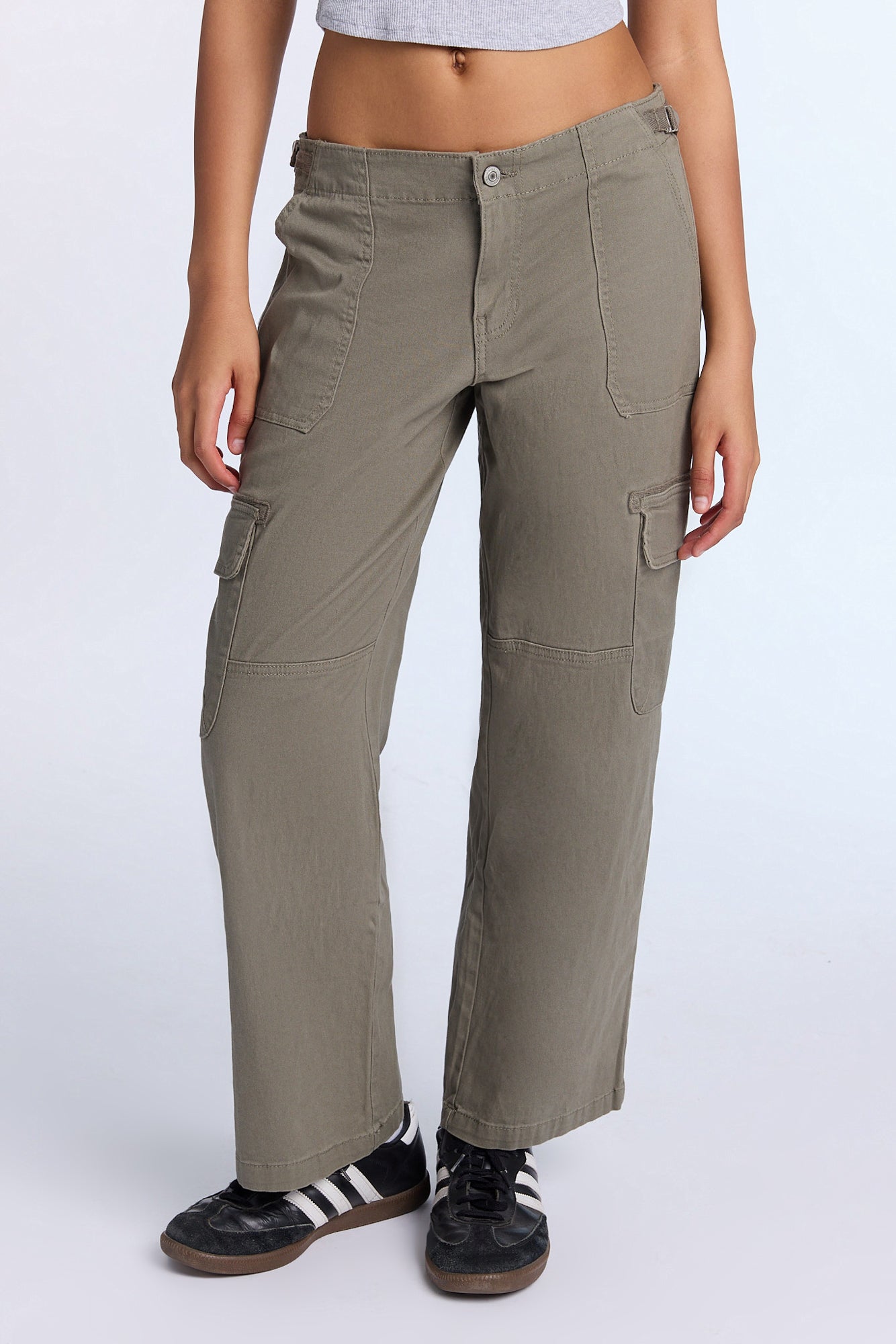 Low Rise Twill Cargo Baggy Pants