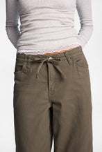 Low Rise Ultra-Wide Leg Pants thumbnail 10