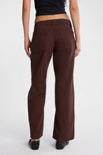 Low Rise Baggy Twill Pants thumbnail 3