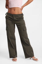 Low Rise Cargo Baggy Twill Pants thumbnail 1