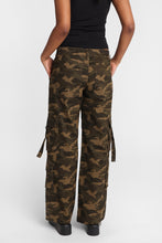 Low Rise D-Ring Cargo Baggy Twill Pants thumbnail 15