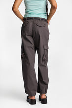Low Rise Ultra-Loose Cargo Twill Joggers thumbnail 4