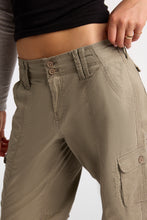 Pantalon cargo taille basse des années 2000 thumbnail 14