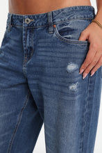 Chloe Low Rise Baggy Jeans thumbnail 2