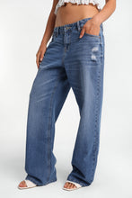 Chloe Low Rise Baggy Jeans thumbnail 5