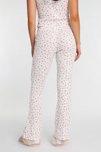 Pantalon pyjama à jambe semi-évasée en tricot gaufré thumbnail 4