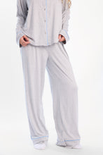 Ensemble chemise à manches longues et pantalon pyjama coupe Dad Super Doux imprimé intégral thumbnail 5