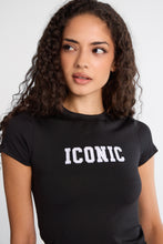 T-shirt super doux classique imprimé Iconic thumbnail 2