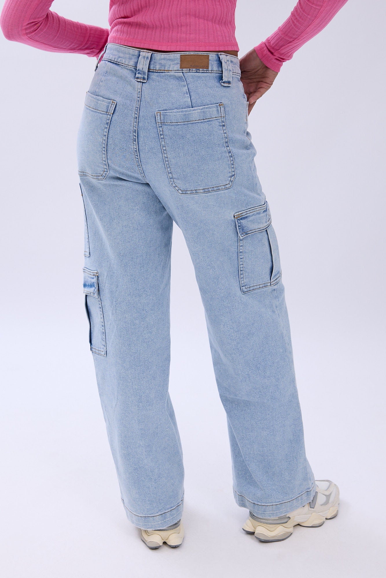 Super High Rise Wide Leg Cargo Jeans