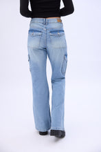 Mid Rise Cargo Flare Jeans thumbnail 6